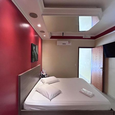 Alpha Motel Ампару Экстерьер фото