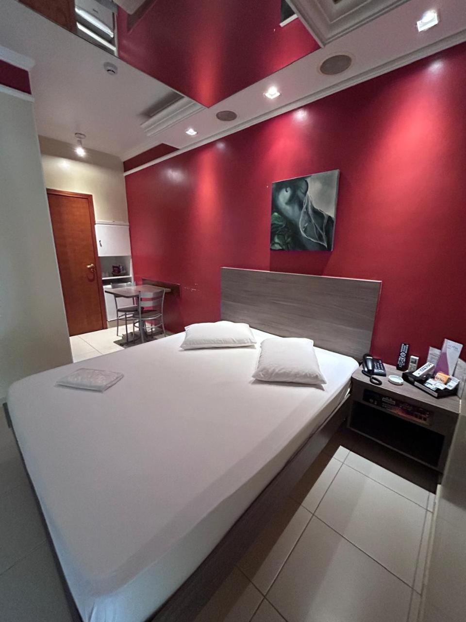 Alpha Motel Ампару Экстерьер фото
